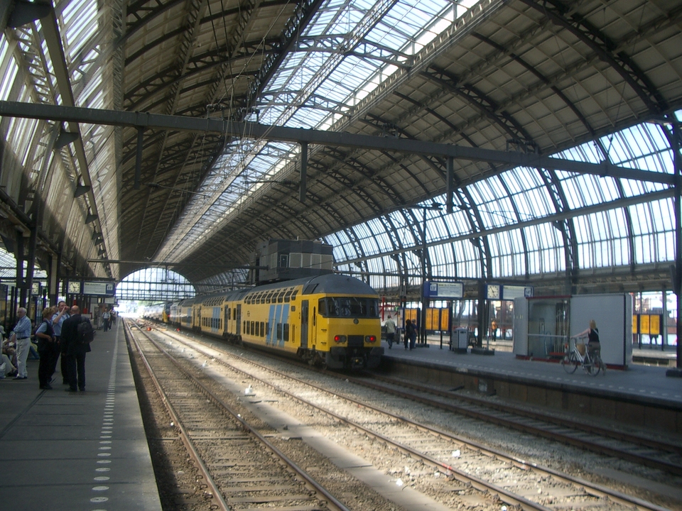 amsterdam train station