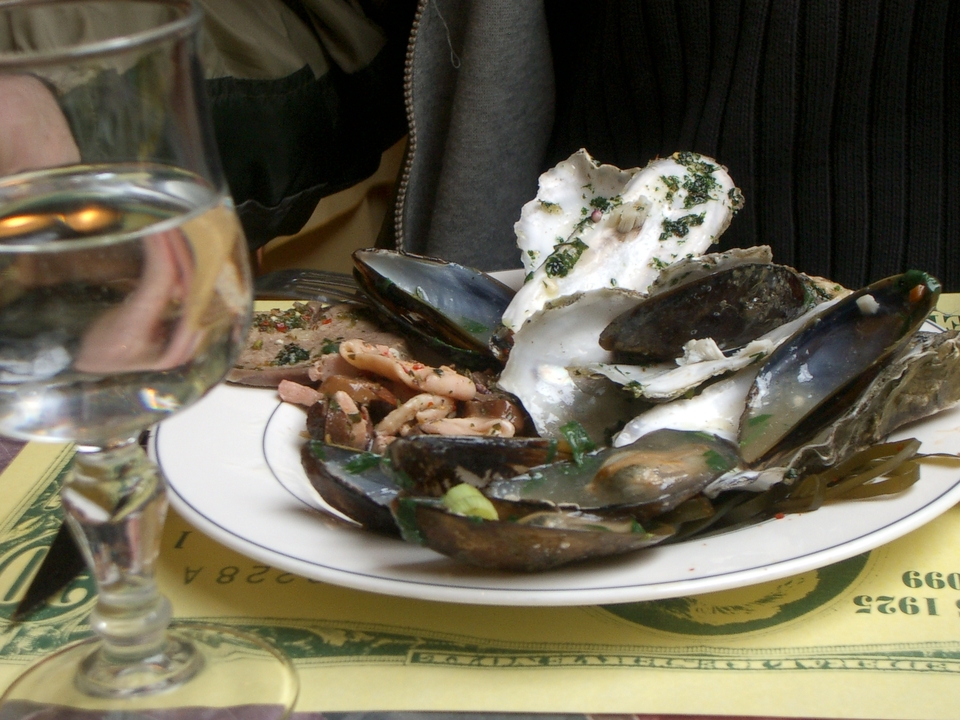 Buenos Aires 2005 - oysters