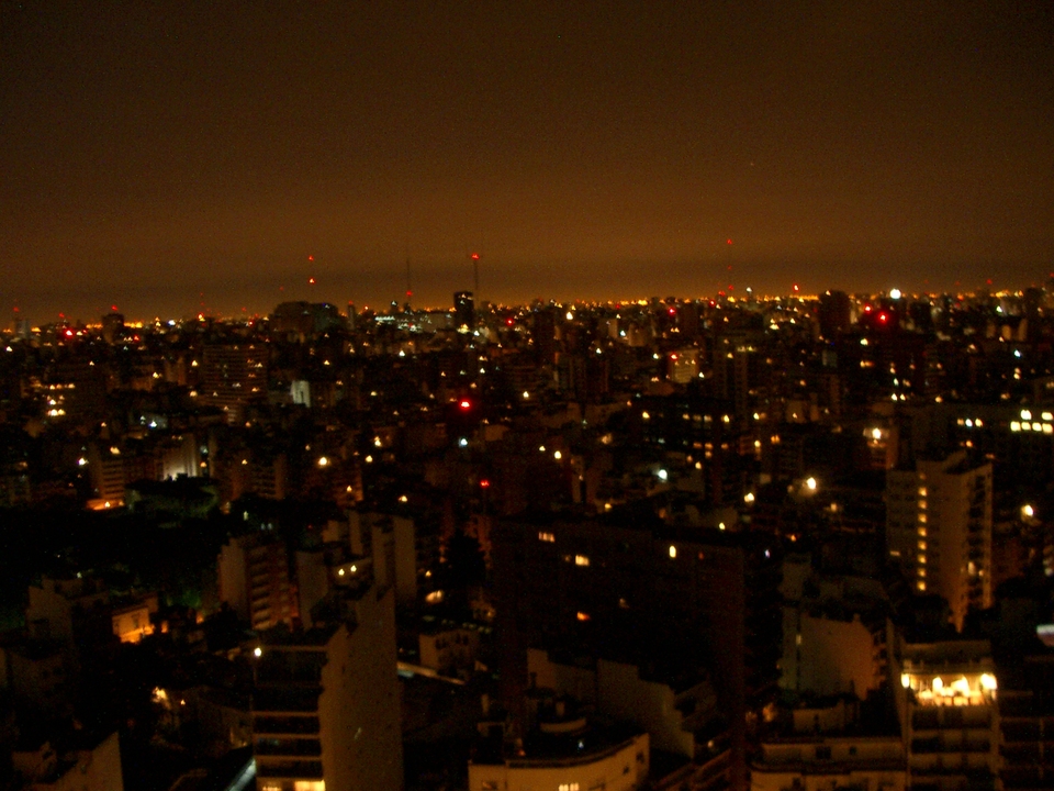 Buenos Aires 2005 - night skyline 10