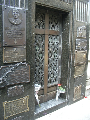 Buenos Aires 2005 - Evita's tomb