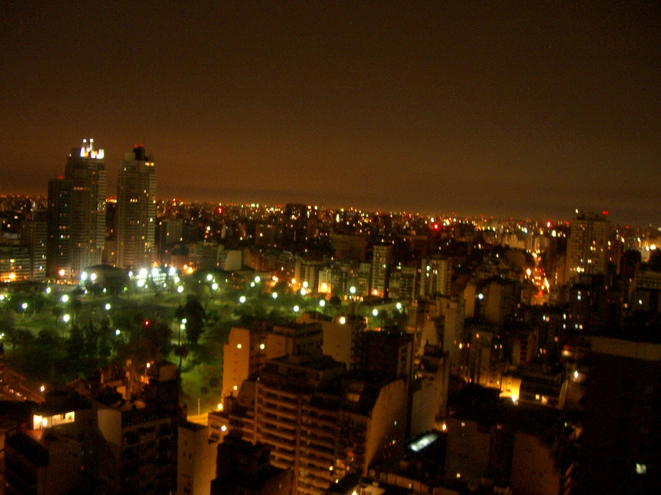 Buenos Aires 2005 - night skyline 9