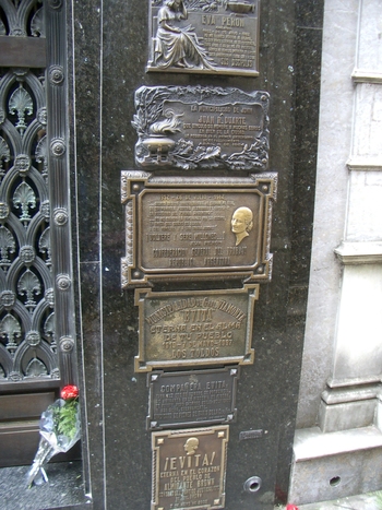Buenos Aires 2005 - Evita's tomb